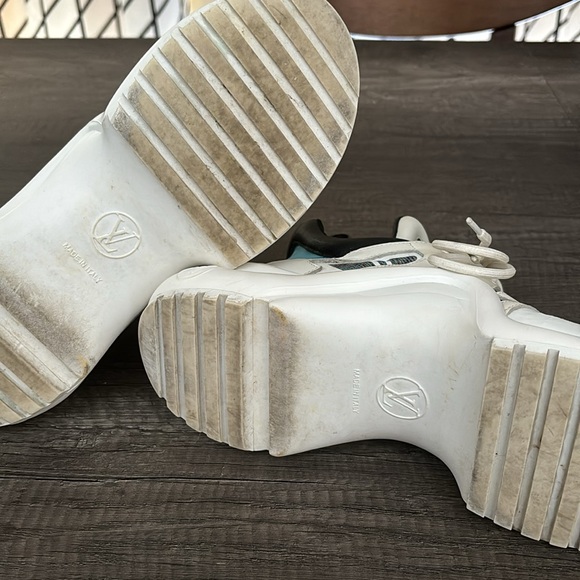 Louis Vuitton Archlight Sneaker women’s size 40 - Picture 11 of 12